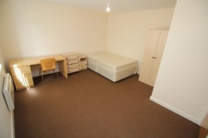 Photo8- click for photo gallery